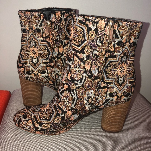 Sam Edelman Shoes - RARE-Sam Edelman tapestry boot